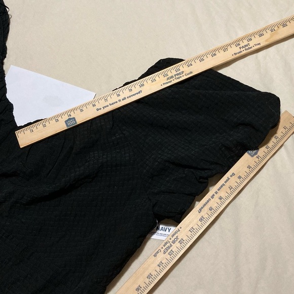 Old Navy Babydoll Style Mini Dress with Short Puff Sleeves - Picture 4 of 11